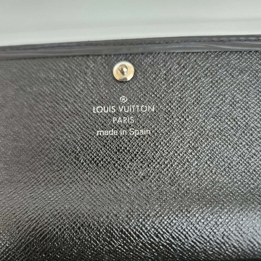 LOUIS VUITTON Epi Portefeuille Sarah Long Black Wallet